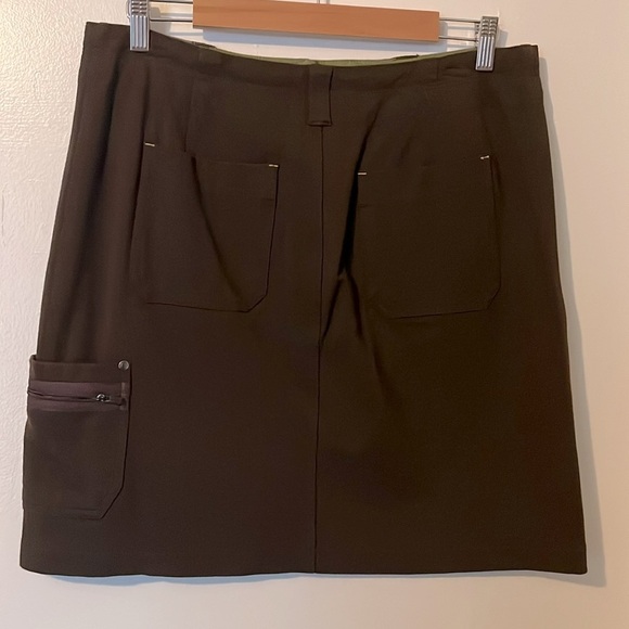 Title Nine Stretch Cargo Utility Brown Performance Cotton Gorpcore Skirt Sz 10 - Picture 8 of 8
